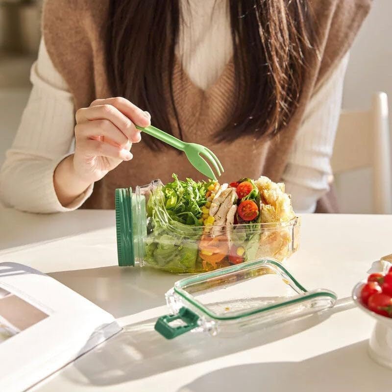 Amerivale FreshLayer salad container shake-and-mix design keeping ingredients separate until eating