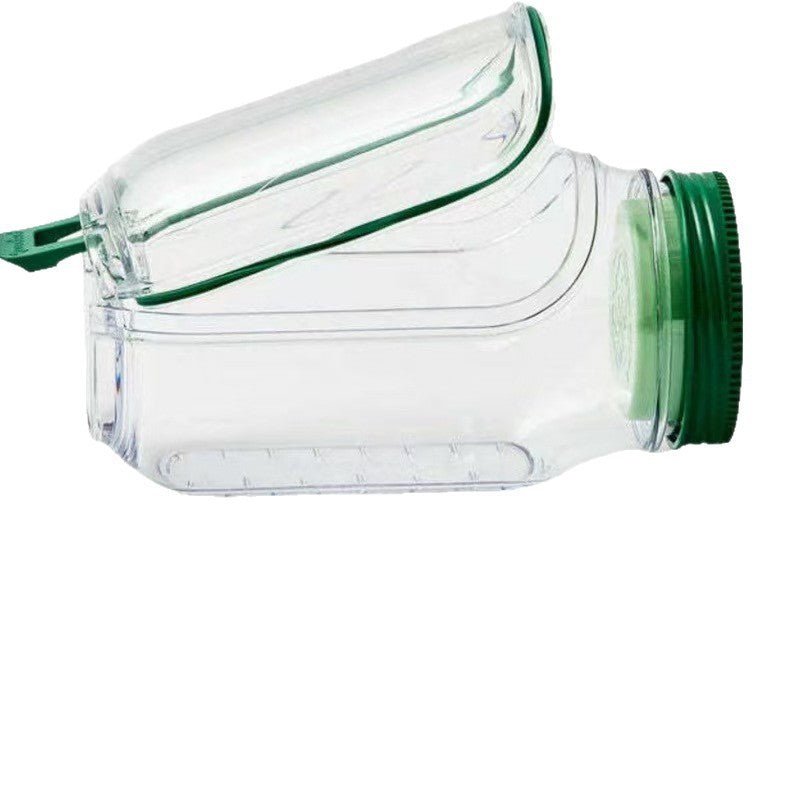 Amerivale FreshLayer salad container prepared for an office lunch and everyday meal prep