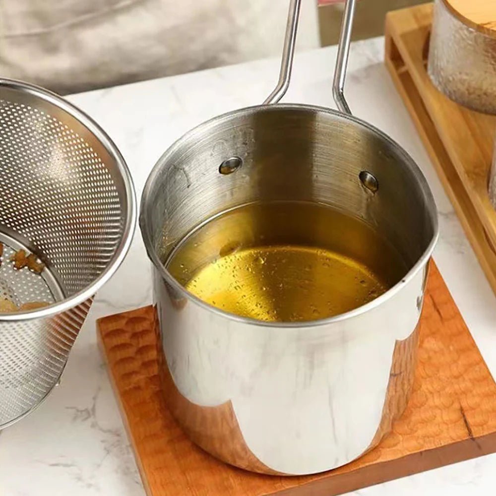 Amerivale Fry King deep fryer cooking chicken with a temperature thermometer